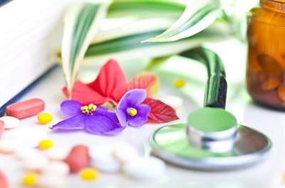 طب سنتی و درمان بیماری ام اس؛ قسمت دوم: راز جذابیت طب سنتی